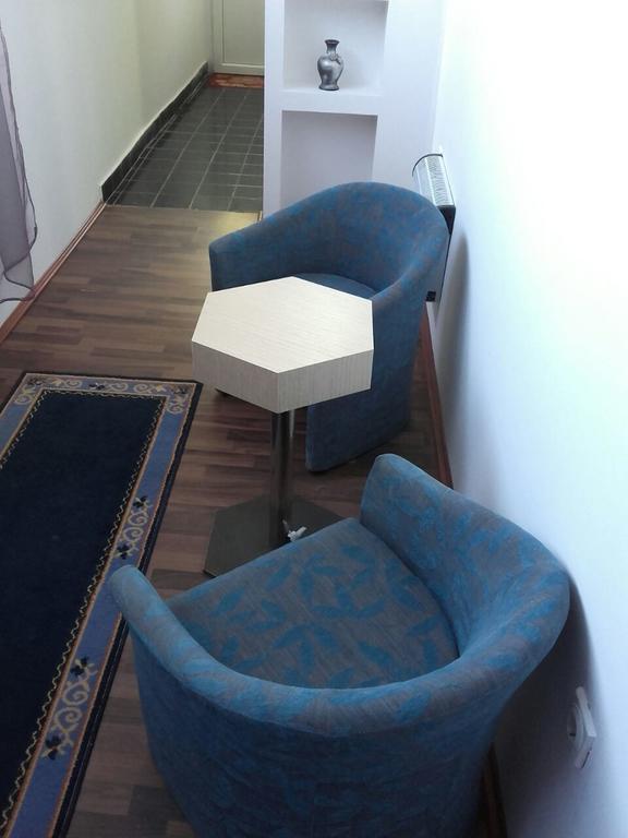 Stefan Plus Lodging Белград Екстериор снимка