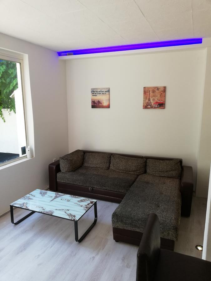 Stefan Plus Lodging Белград Екстериор снимка