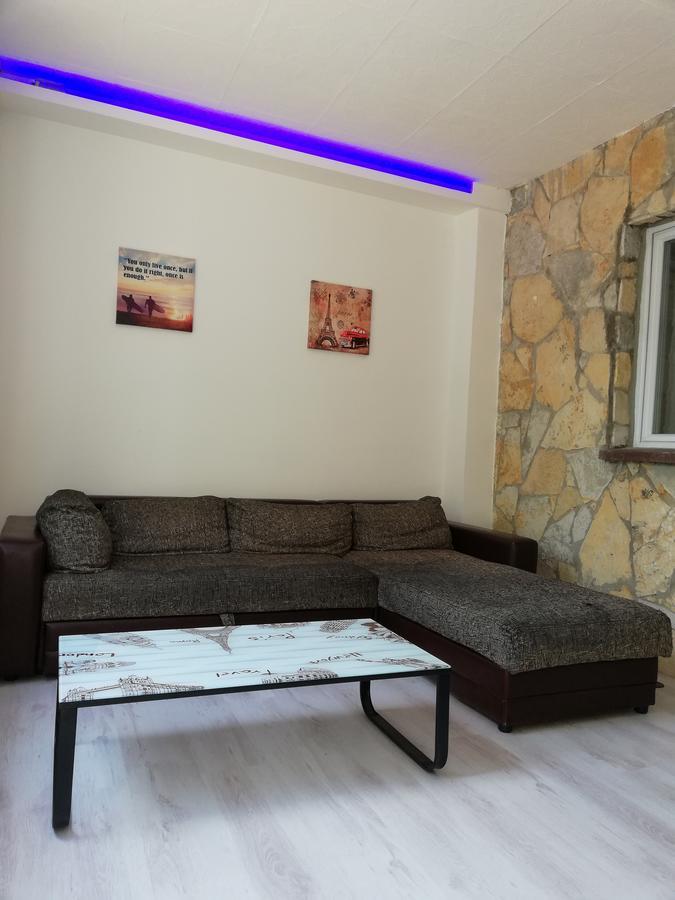 Stefan Plus Lodging Белград Екстериор снимка