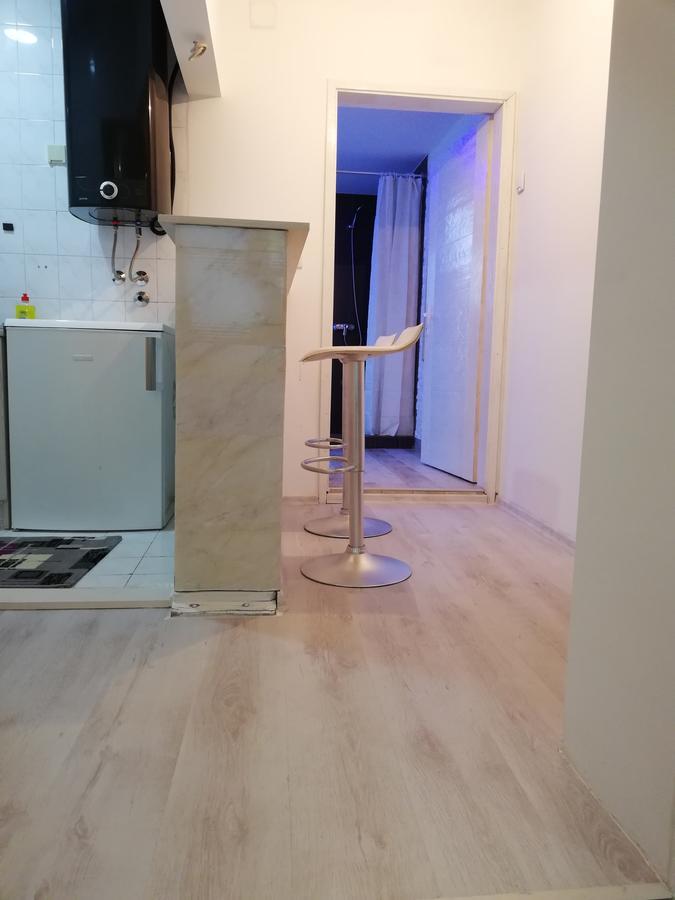 Stefan Plus Lodging Белград Екстериор снимка