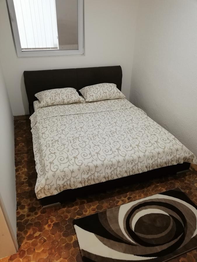 Stefan Plus Lodging Белград Екстериор снимка