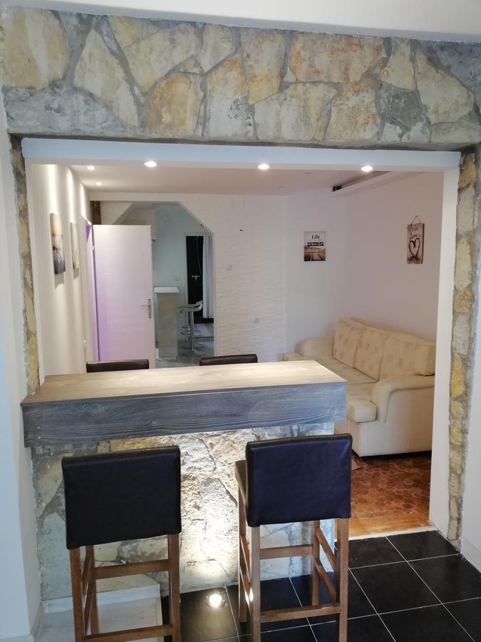 Stefan Plus Lodging Белград Екстериор снимка