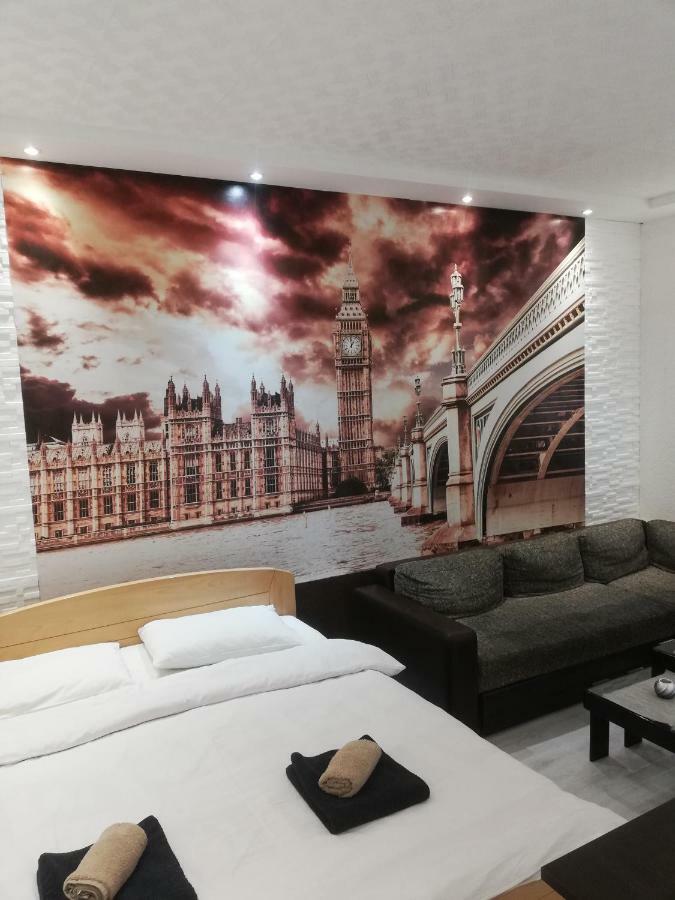Stefan Plus Lodging Белград Екстериор снимка